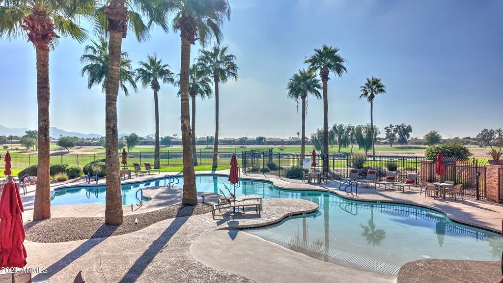 Image 37 of property listing at 6863 S SANTA RITA Way, Chandler, AZ 85249