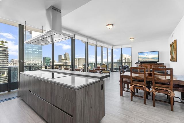 1000 Brickell Plz PH5408, Miami, FL 33131