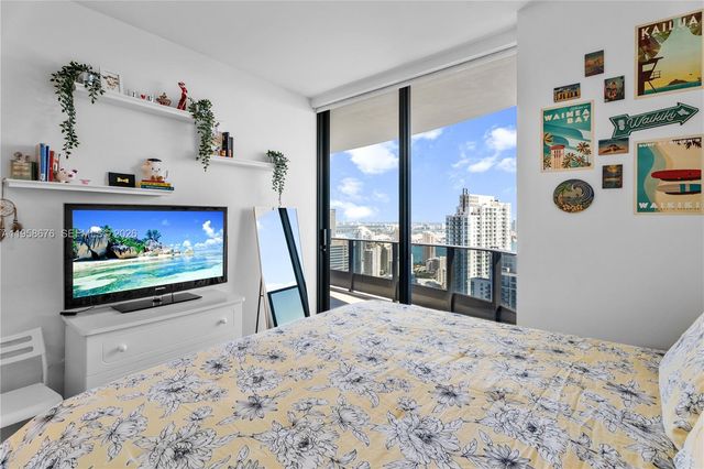 1000 Brickell Plz PH5408, Miami, FL 33131