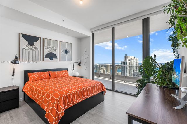 1000 Brickell Plz PH5408, Miami, FL 33131