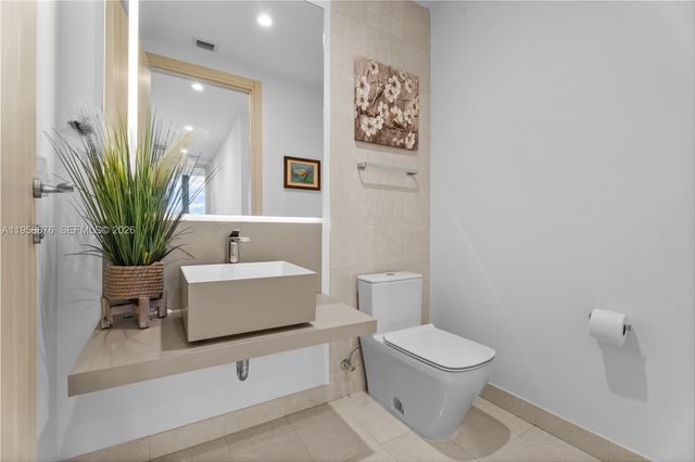 1000 Brickell Plz PH5408, Miami, FL 33131