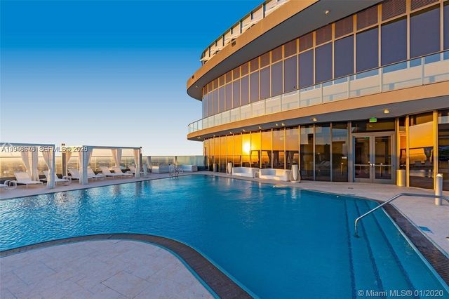 1000 Brickell Plz PH5408, Miami, FL 33131