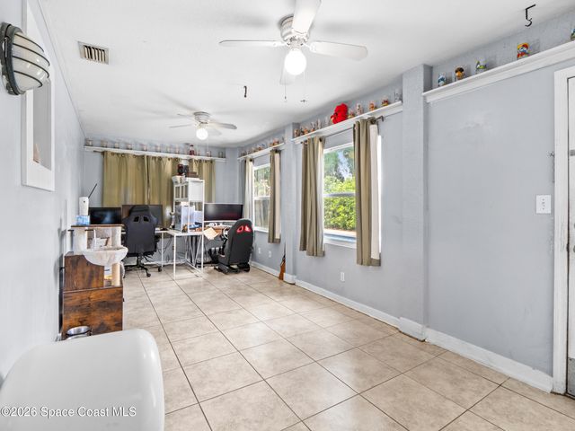 823 Hunters Creek Drive, Melbourne, FL 32904