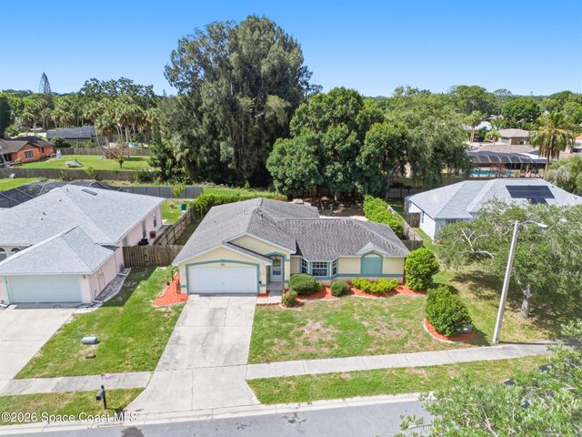 823 Hunters Creek Drive, Melbourne, FL 32904