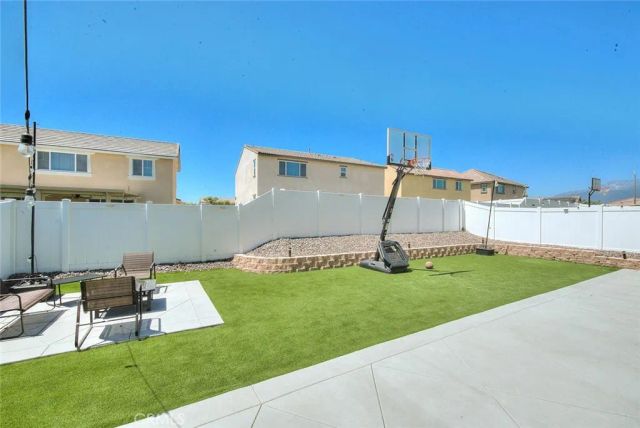 2484 Allegheny Road, Rialto, CA 92377
