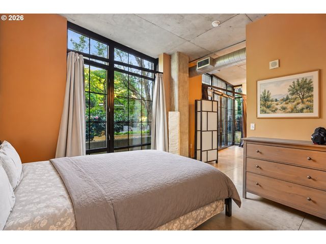 1030 Nw 12TH Ave 131, Portland, OR 97209
