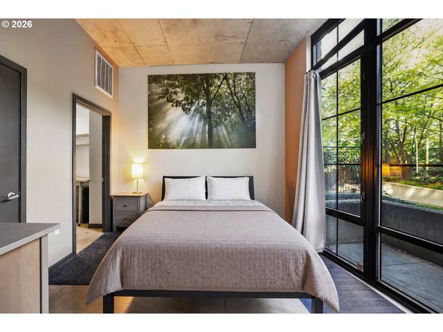 1030 Nw 12TH Ave 131, Portland, OR 97209