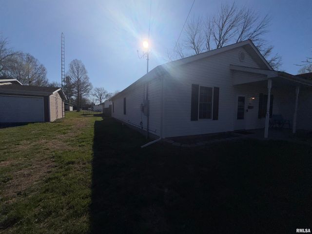 905 N GRANITE Street, Marion, IL 62959