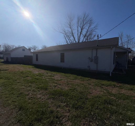 905 N GRANITE Street, Marion, IL 62959