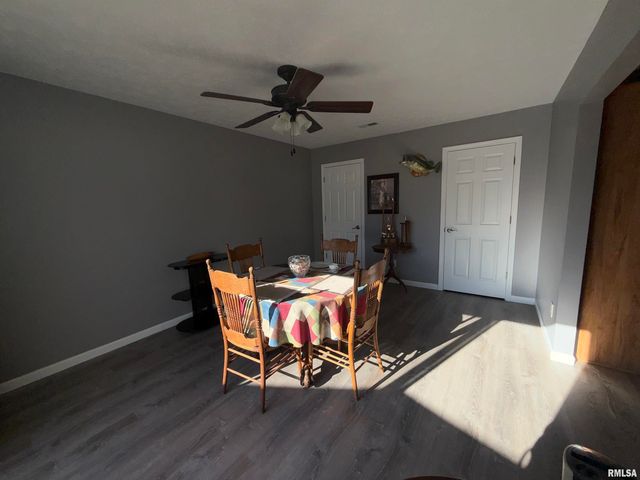 905 N GRANITE Street, Marion, IL 62959