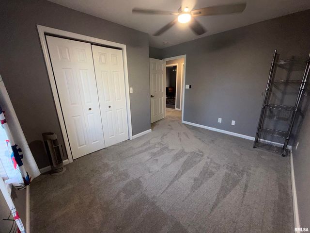 905 N GRANITE Street, Marion, IL 62959