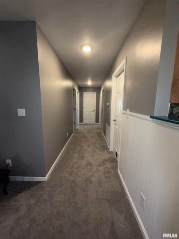905 N GRANITE Street, Marion, IL 62959