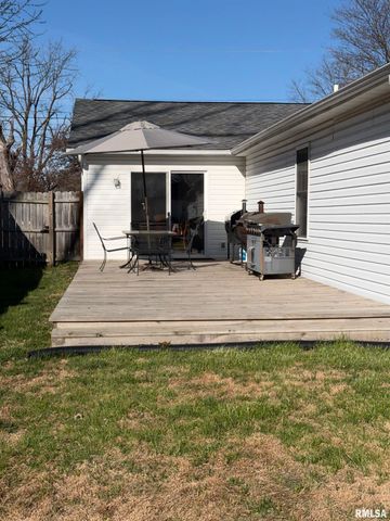 905 N GRANITE Street, Marion, IL 62959