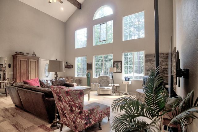 332 Coyote ct, Georgetown, CA 95634