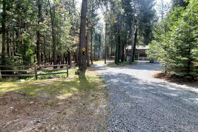 332 Coyote ct, Georgetown, CA 95634