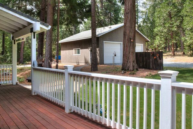332 Coyote ct, Georgetown, CA 95634