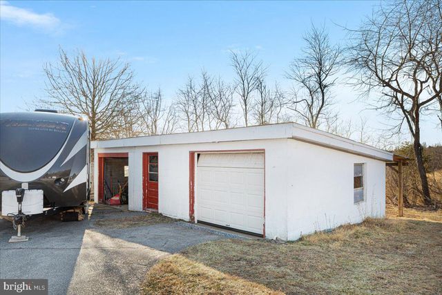 73 MARQUISE LN, Berkeley Springs, WV 25411