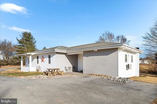 73 MARQUISE LN, Berkeley Springs, WV 25411