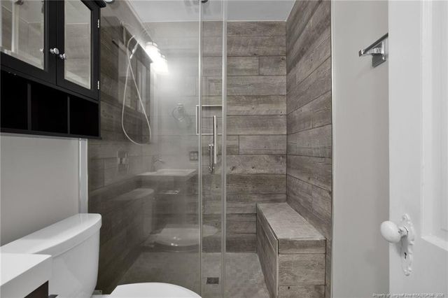 611 Glenville Avenue, Fayetteville, NC 28303