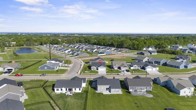 1740 PATRIOT WAY, Neenah, WI 54956