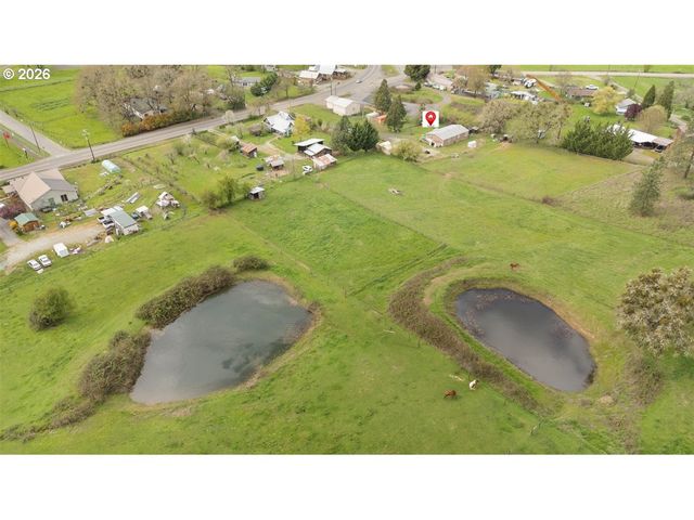 11304 TILLER TRAIL Hwy, Days Creek, OR 97429