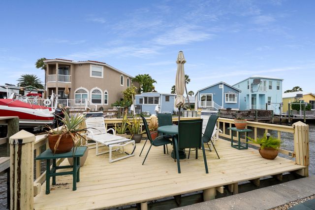 140 Nettles Boulevard, Jensen Beach, FL 34957