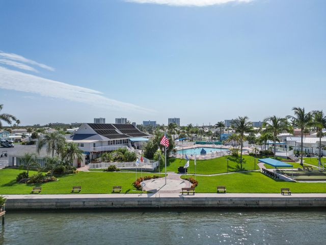 140 Nettles Boulevard, Jensen Beach, FL 34957