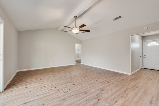 1124 Sherwood Drive, Bedford, TX 76022