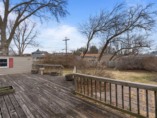 3658 15th Avenue Court, Moline, IL 61265