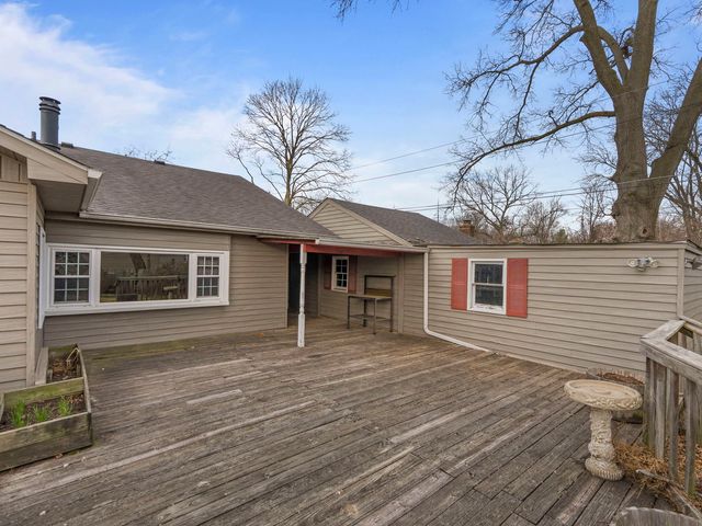 3658 15th Avenue Court, Moline, IL 61265