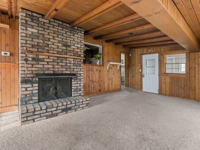 3658 15th Avenue Court, Moline, IL 61265