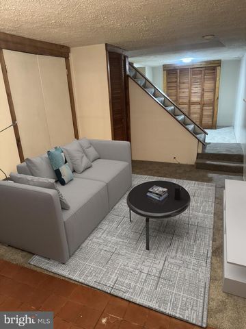 25304 CLEARWATER DR, Damascus, MD 20872