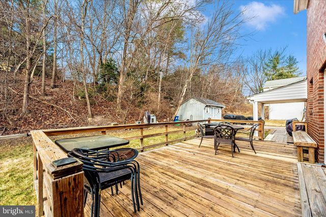 25304 CLEARWATER DR, Damascus, MD 20872