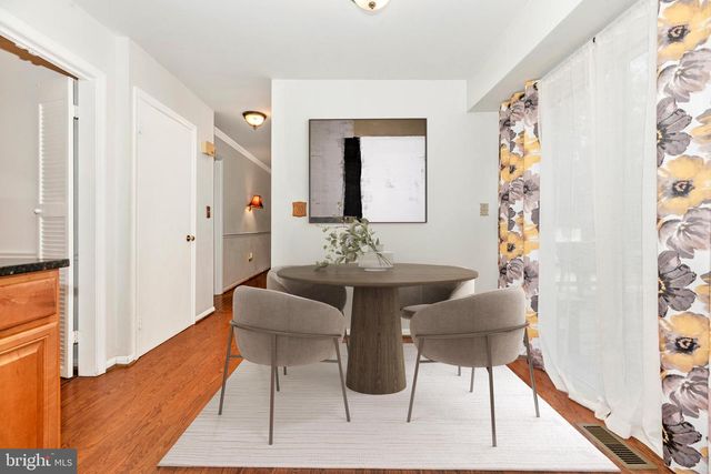 25304 CLEARWATER DR, Damascus, MD 20872