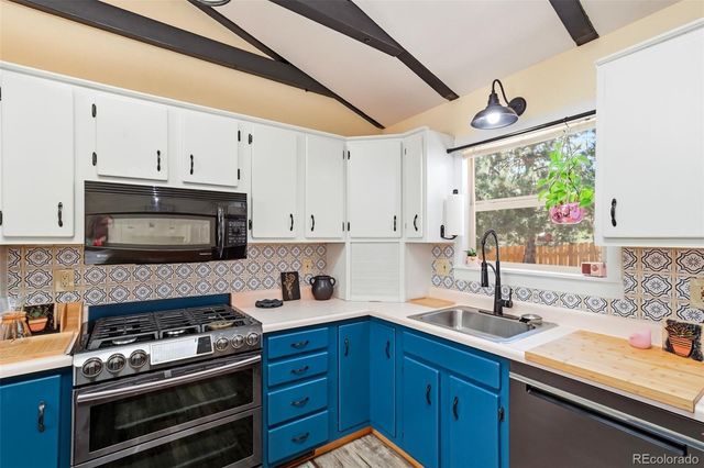 351 Eisenhower Drive, Palmer Lake, CO 80133
