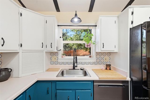 351 Eisenhower Drive, Palmer Lake, CO 80133