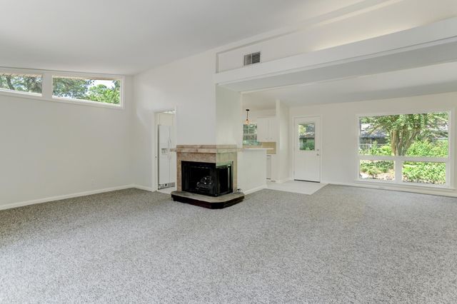 10226 Ivyridge Road, Houston, TX 77043