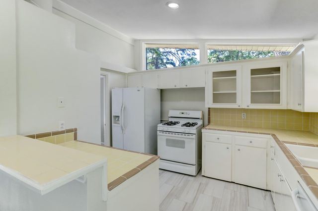 10226 Ivyridge Road, Houston, TX 77043