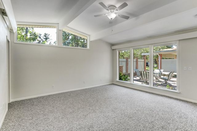 10226 Ivyridge Road, Houston, TX 77043