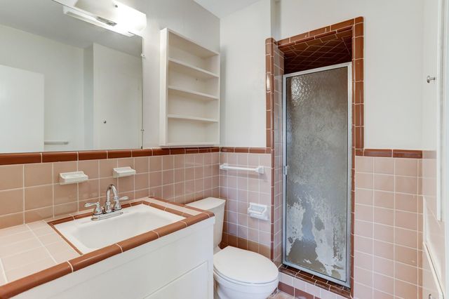 10226 Ivyridge Road, Houston, TX 77043