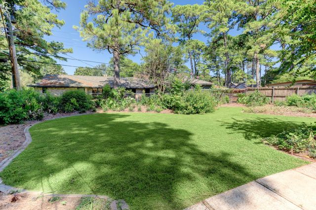 10226 Ivyridge Road, Houston, TX 77043