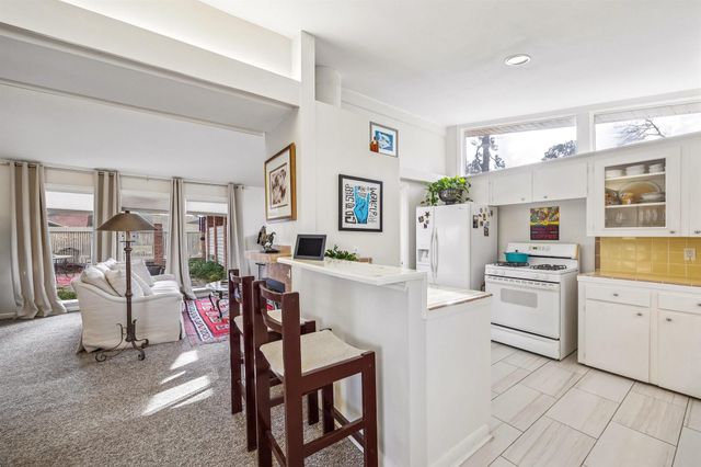 10226 Ivyridge Road, Houston, TX 77043