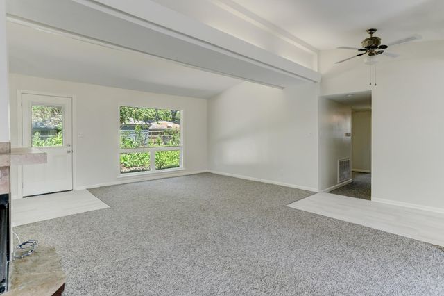 10226 Ivyridge Road, Houston, TX 77043