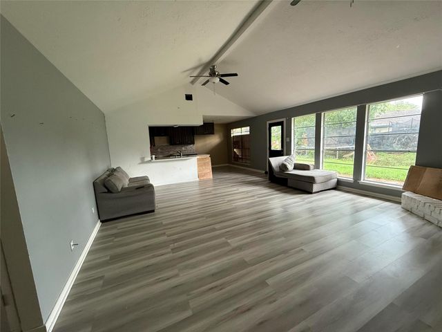 8006 White Swan Drive, Humble, TX 77396