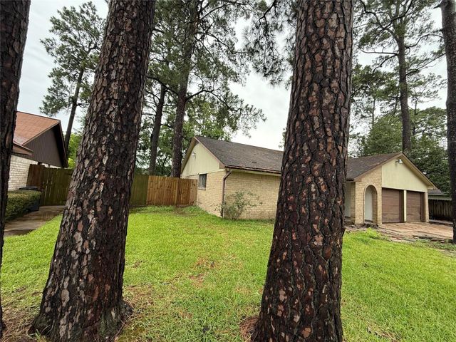 8006 White Swan Drive, Humble, TX 77396
