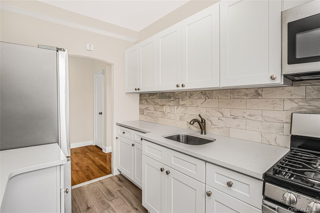5645 Netherland Avenue 6A, Bronx, NY 10471 — photo 4
