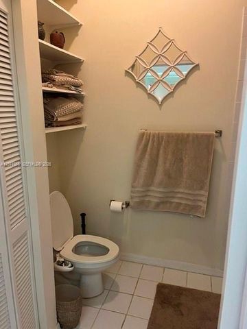10136 Lombardy Dr, Tamarac, FL 33321