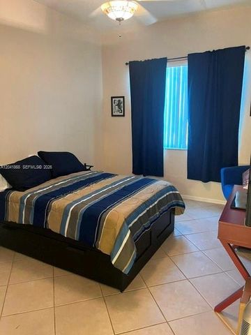 10136 Lombardy Dr, Tamarac, FL 33321