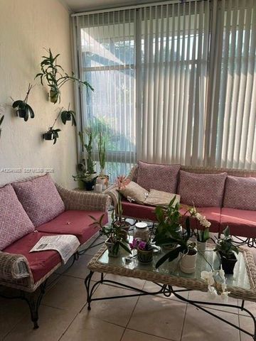 10136 Lombardy Dr, Tamarac, FL 33321