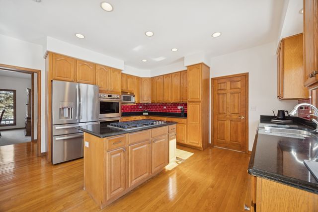 3724 Tamarack Circle, Crystal Lake, IL 60012